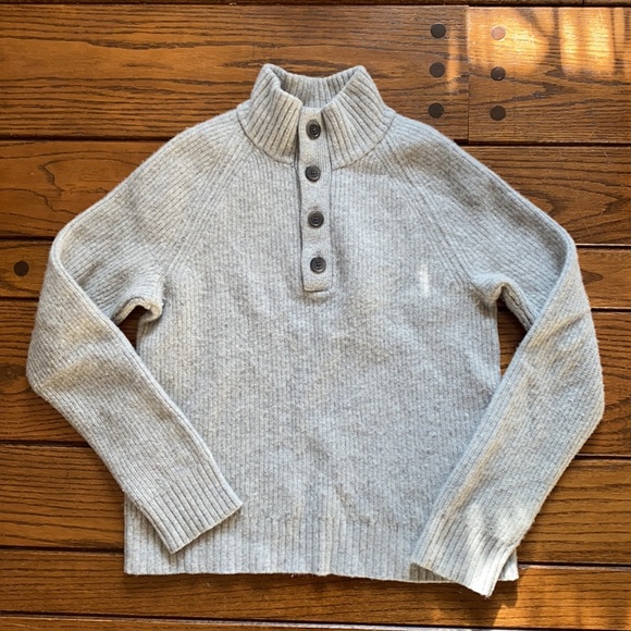Banana Republic Sweaters - Wool Sweater